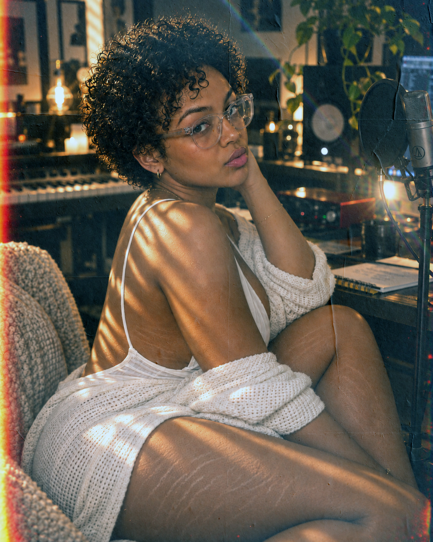 Portrait officiel d'Elne Reel en studio